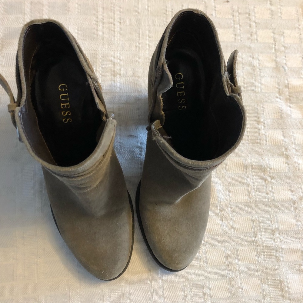 GUESS booties 😍😍 - Picture 3 of 7